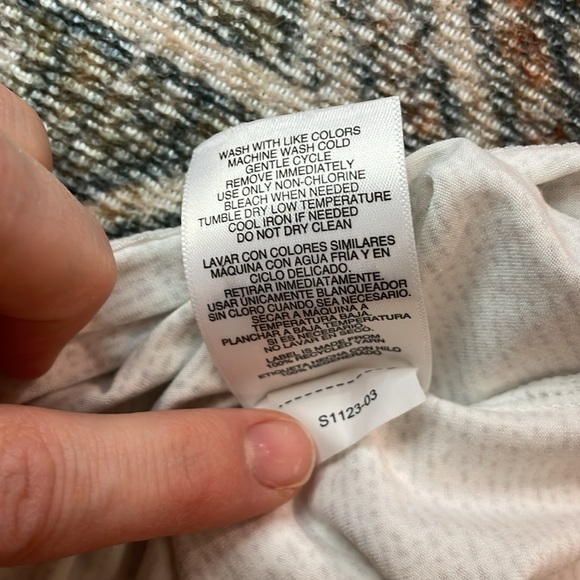 Mondetta Outdoor Men’s Large Athletic Tee Shirt Sports Top! White and Gray EUC! - Picture 6 of 8